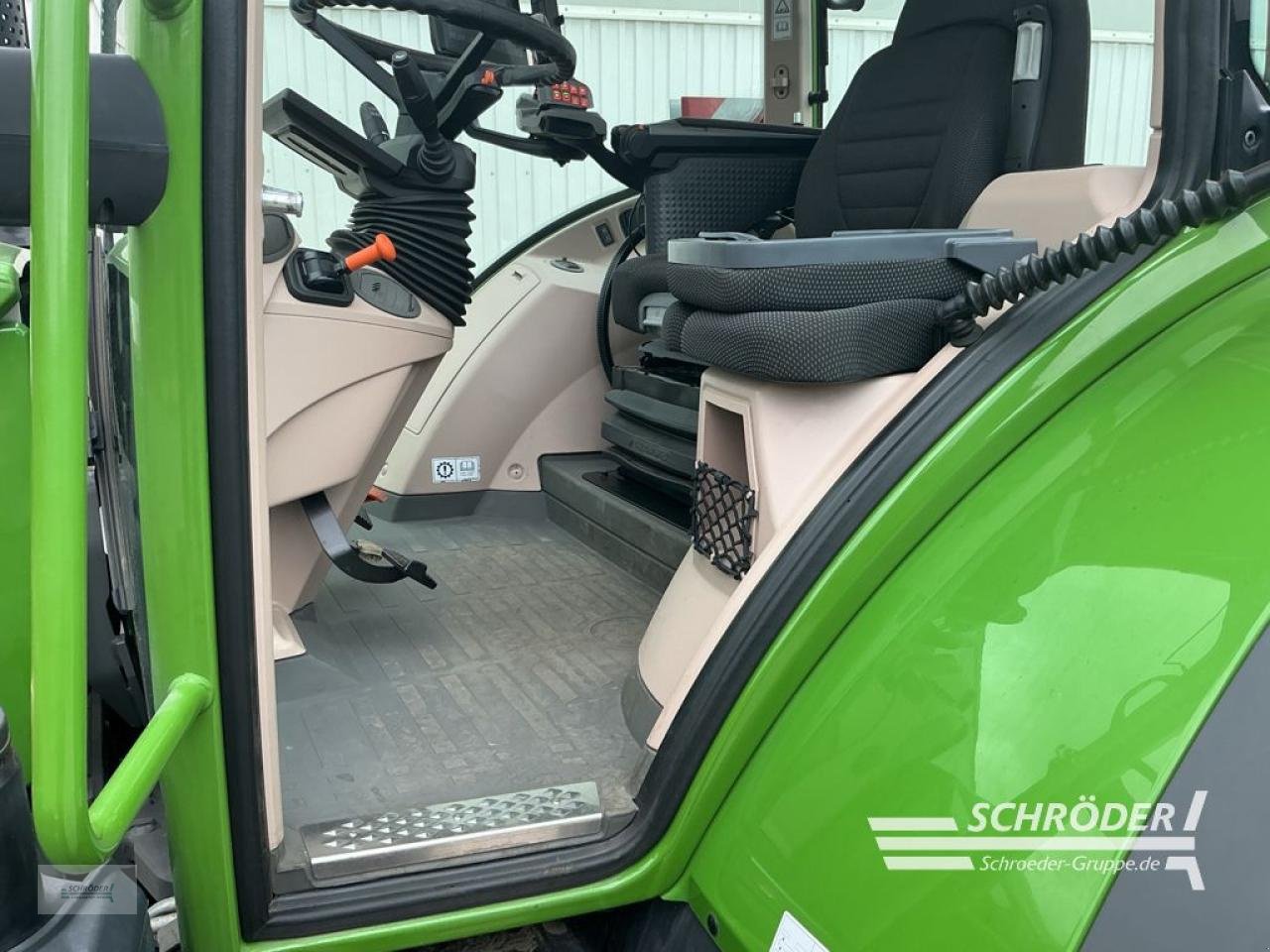 Traktor του τύπου Fendt 724 GEN6 PROFI PLUS | CARGO 5X/85 DW, Gebrauchtmaschine σε Friedland (Φωτογραφία 21)